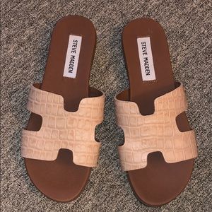 Never Worn Steve Madden Slides